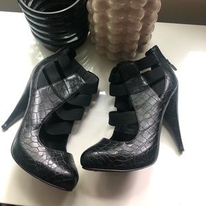 Aldo black pumps 7.5